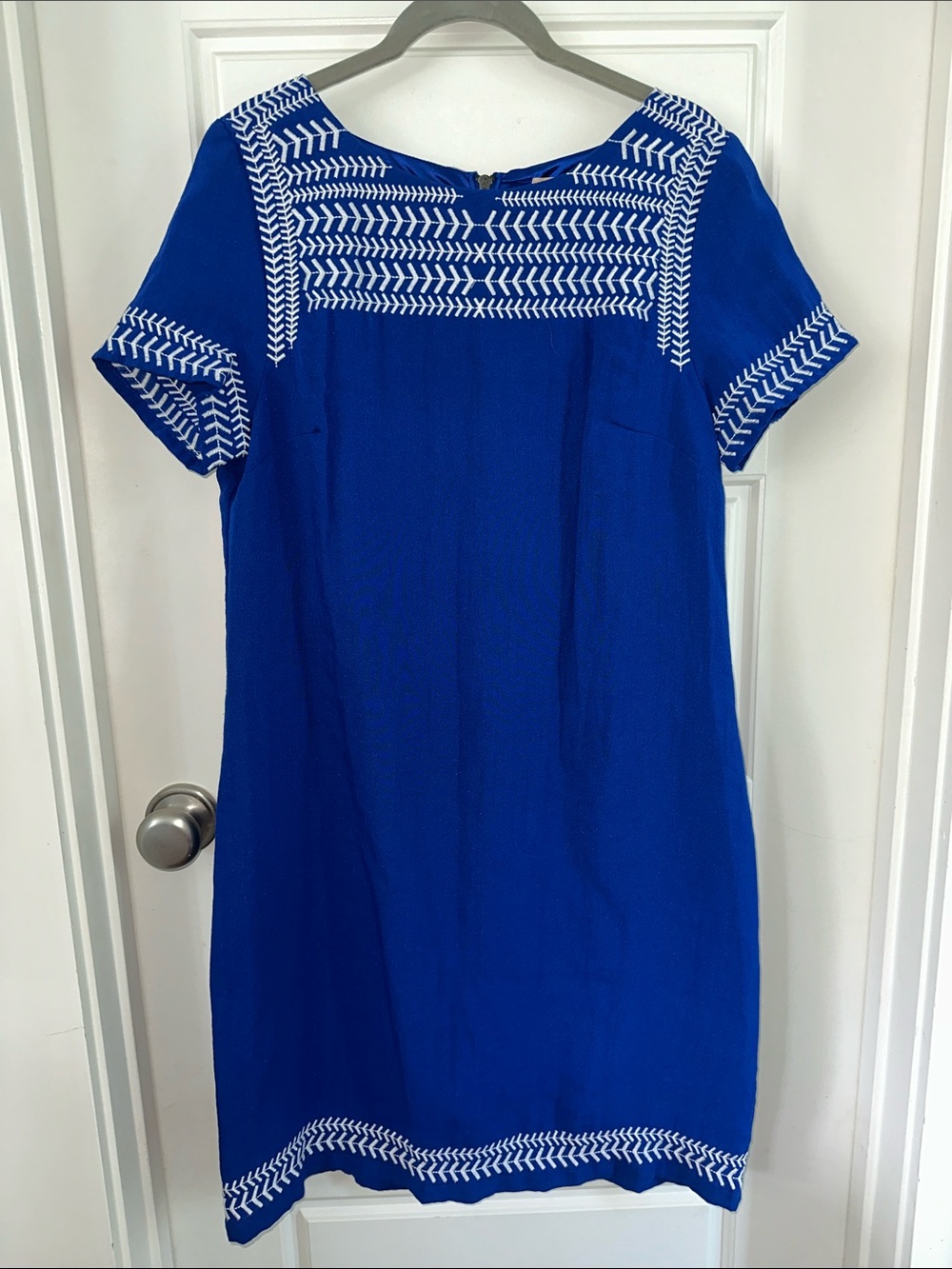 Gibson Latimer Royal Blue Midi Dress with White Embroidery